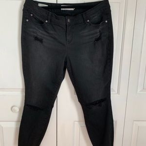 Torrid | Frayed Stiletto Jean (RE-LISTED)